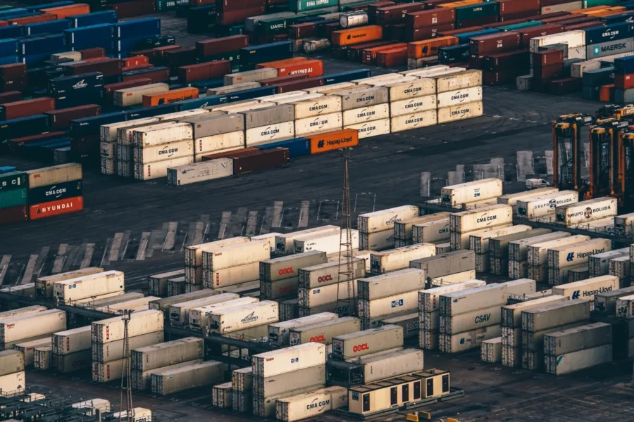 Spanish exports reach €387.092 billion: selling abroad requires more than producing well